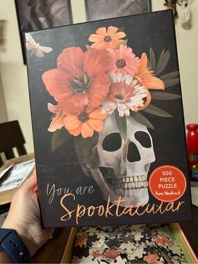 Eccolo Orange Floral Skull 500-Piece Puzzle
